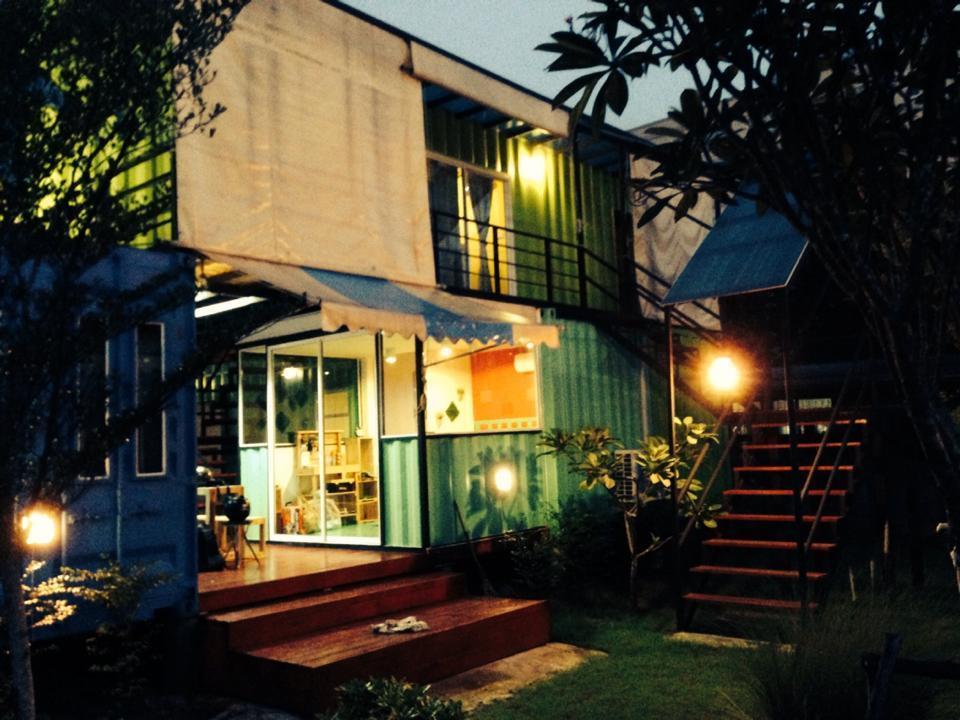 Wh Hostel กรุงเทพมหานคร ภายนอก รูปภาพ