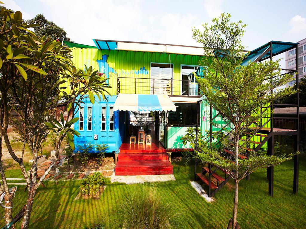 Wh Hostel กรุงเทพมหานคร ภายนอก รูปภาพ