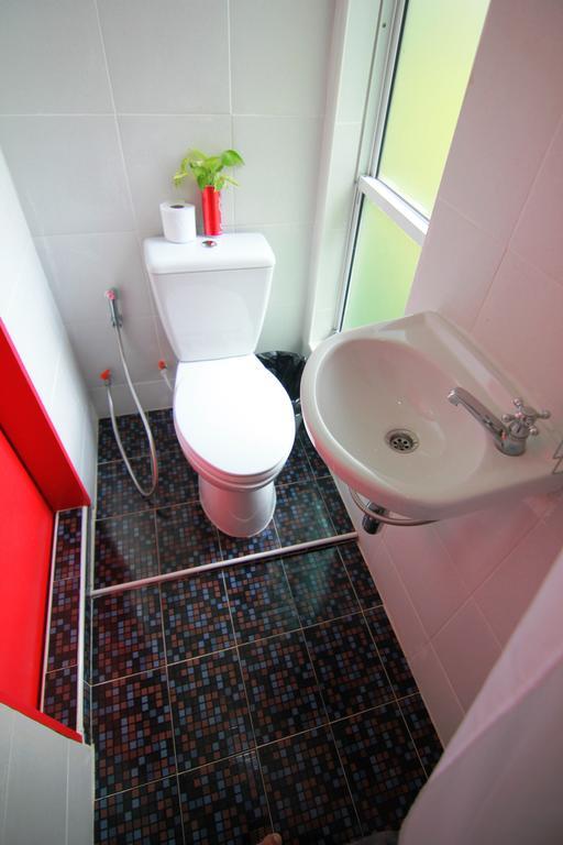 Wh Hostel กรุงเทพมหานคร ภายนอก รูปภาพ