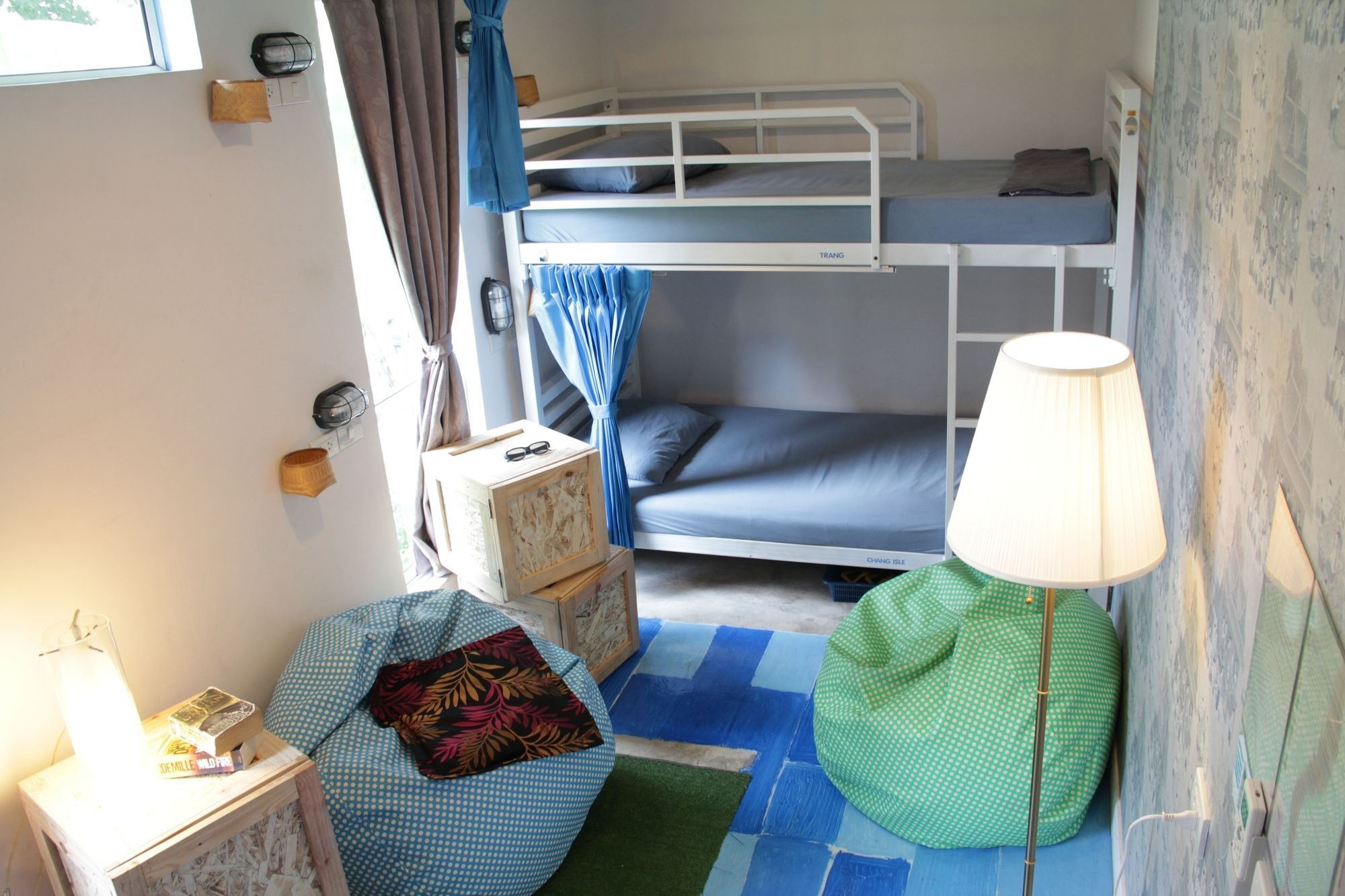 Wh Hostel กรุงเทพมหานคร ภายนอก รูปภาพ